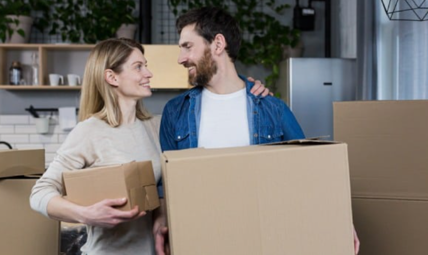 5 Signs That Moving In Together Is Right for You