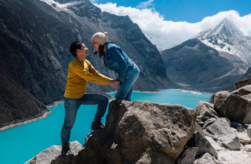 Nurturing Strong Connections; The Significance of Establishing Healthy Boundaries